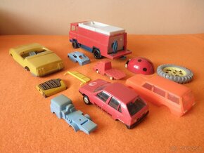 staré hračky na opravu a ND, československé, nemecké - 2
