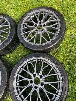 Kolesa Michelin Pilot Sport 245/35 R18 - 2