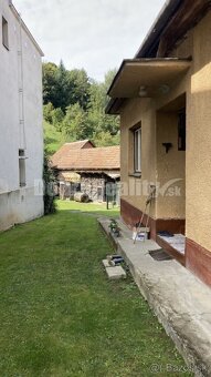 Rodinný dom s veľkým pozemkom v krásnom a tichom prostredí v - 2