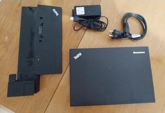 Lenovo ThinkPad X250 - 2