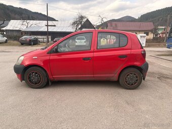 Toyota Yaris 5Dverová 1,0/50kw R.V. 2002 - 2
