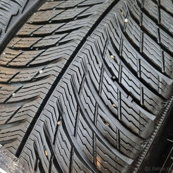 Zimné pneumatiky 235/60 R18 MICHELIN DOT5118 - 2