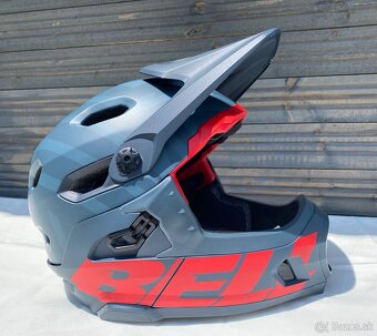 Bell Super DH Spherical prilba - 2