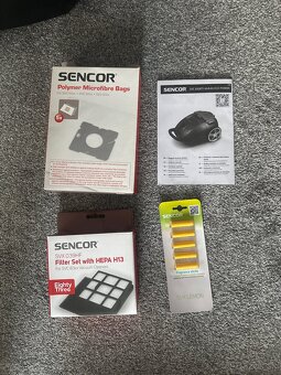 Sencor SVC 8300TI hepa filter vreckový vysávač zánovný - 2