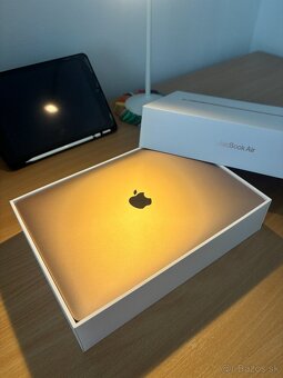 Apple MacBook Air M1 2020 - 2