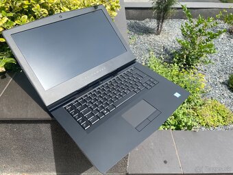 najvyššia konf. - Alienware 15 R4 - CPU i9 / 4k LCD /GTX1080 - 2