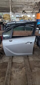 Predám dvere na opel meriva 2014 - 2