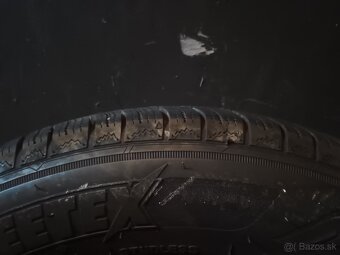 Predám zimné gumy na auto 185/65 R15 88t - 2