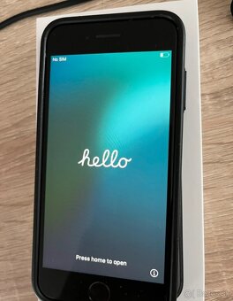 Iphone SE (2022) - 2