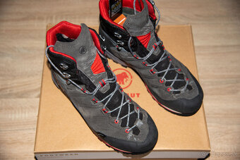 Turistické topánky MAMMUT Kento Tour High GTX Men - UK 10 - 2