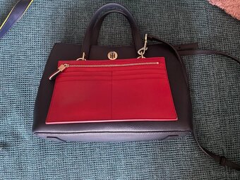 Tmavomodrá kabelka Tommy Hilfiger,originál 20€ - 2