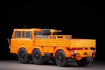 Nakladiak Tatra 813 6×6 Kolos – DeAgostini - 2