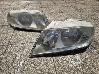 Predám predné svetlá na Škoda Octavia II 2 predfacelift - 2