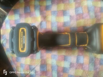 Aku razovy uťahovak Dewalt - 2