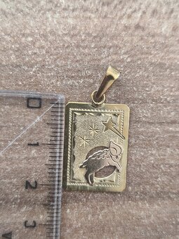 Zlatý prívesok. - 2