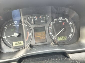 Skoda Octavia 1 - 2