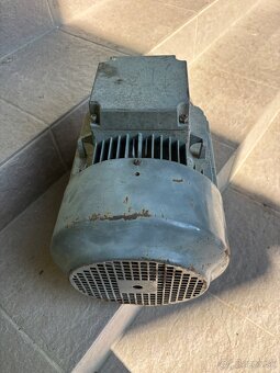 Elektromotor Mez 5,5Kw - 2