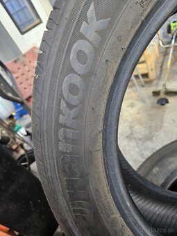 235/55 R18 - 2