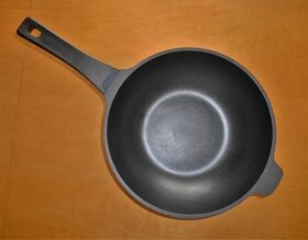 Teflonová wok panvica - 2