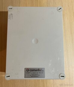 Krabica bez prechodiek 220x170x80mm - 2