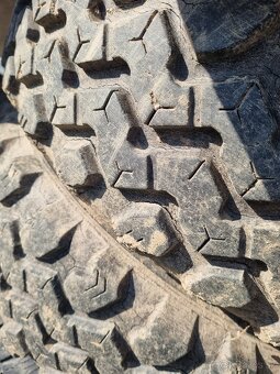Predam na suzuki samurai disky r15 plus terenne gumy - 2