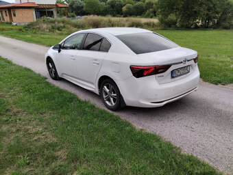 Toyota Avensis - 2