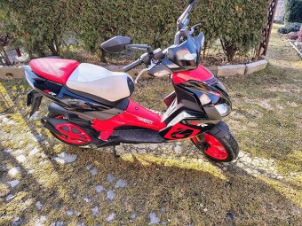 Aprilia sr 50 r - 2