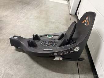 Cybex zakladna na autosedacku - 2