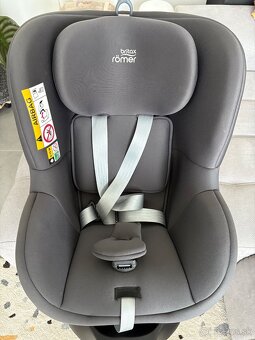 Autosedačka Britax Römer Dualfix M Plus i-Size - 2