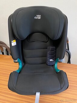 Autosedačka Britax-Römer Advansafix i-size Cosmos Black - 2