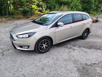 Ford Focus kombi 1.0 ecoboost - 2