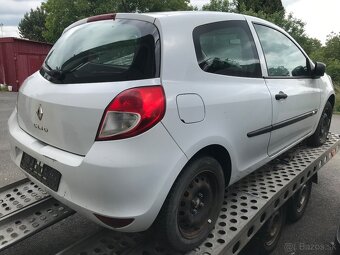 Renault Clio 1.5Dci 2010 - náhradní díly z vozu - 2