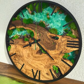 Machove hodiny 50cm drevene hodiny s epoxidom a machom - 2