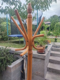 Vešiak - 2