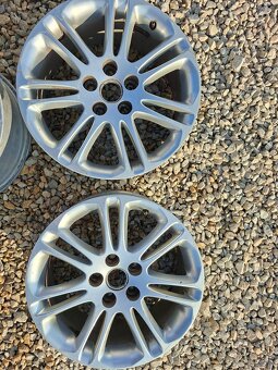 Alu disky 5x115 r 18 - 2