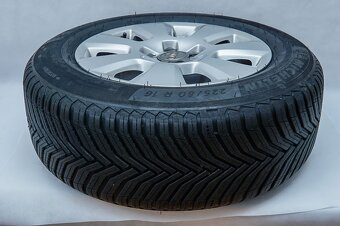 Celoročné, nové, Michelin  225/60 R16 + originál Audi disky - 2