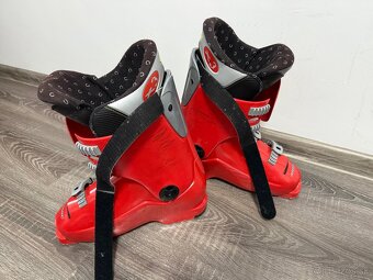 Lyžiarky Atomic - 2