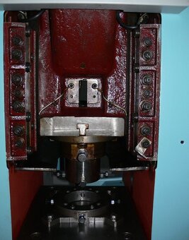 Lis kolenový razící LLR 250 - 2