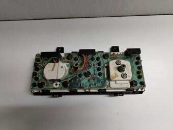 tachometer Renault Espace 1995 2.2 19351601 40€ - 2