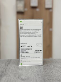 Apple iPhone 17 Pro 256GB Cosmic Orange - 2