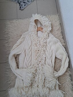 Svetrík elegantný - 2