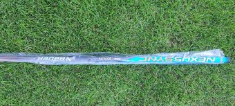 Predám junior hokejku Bauer SYNC jr 50 flex, ľavá - 2