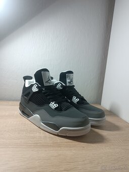 Jordan 4 retro fear - 2