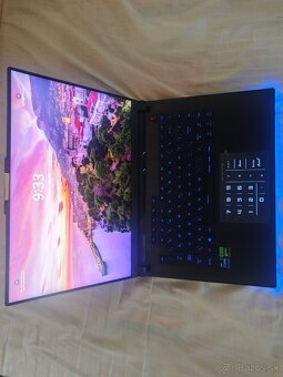 ASUS ROG Strix SCAR 16 G634JYR - 2