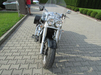 TRIUMPH THUNDERBIRD COMMANDER - 2