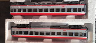 Rušeň a vozne H0 - 2