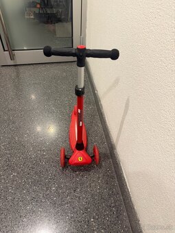 Detská trojkolka Ferrari - 2