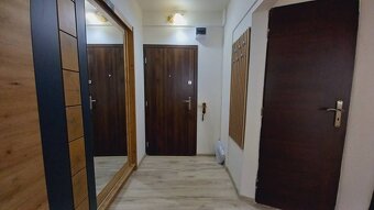 Na predaj 2 izbový byt vo Vranove nad Topľou - 2