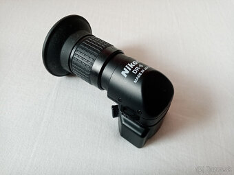 Predám originálny uhľový hľadáčik Nikon DR-6 - 2