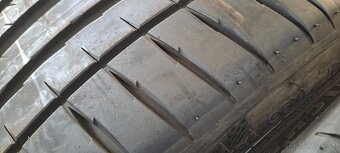 Predám letný dvojrozmer 225/40r19+255/35r19 Michelin - 2